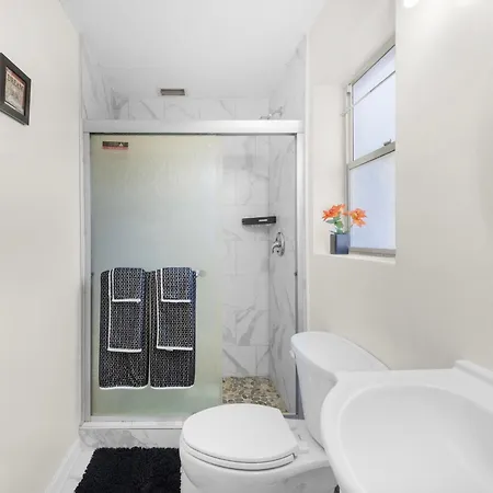 Pet Friendly Large Studio With Free Wi-Fi In Great Location! Orange Park Exterior photo
